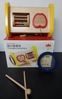 משולש עץ מוזיקלי