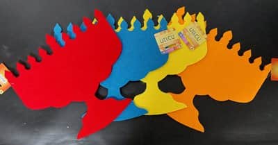 חנוכיה גדולה מלבד <BR>30X28.5