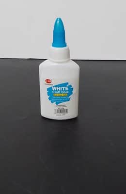 דבק פלסטי לבן